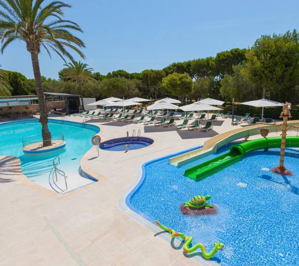 Outdoor pools Hotel Cala d’Or Playa Mallorca