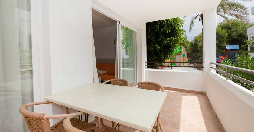 Standard apartment hotel cala d’or playa mallorca Standard apartment hotel cala d’or playa mallorca